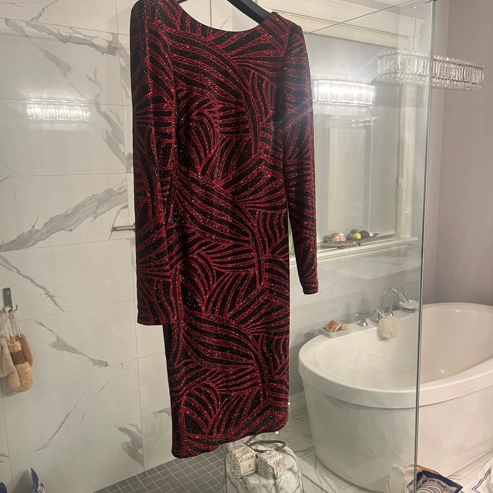 NIGHT WAY DRESS SIZE 6 art deco red black gala wedding cruise wear